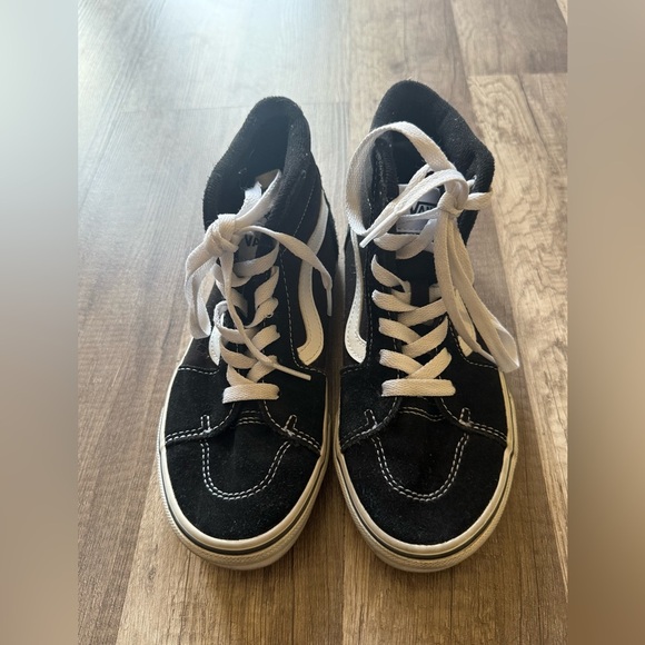 Vans Other - Vans high top old skool shoes